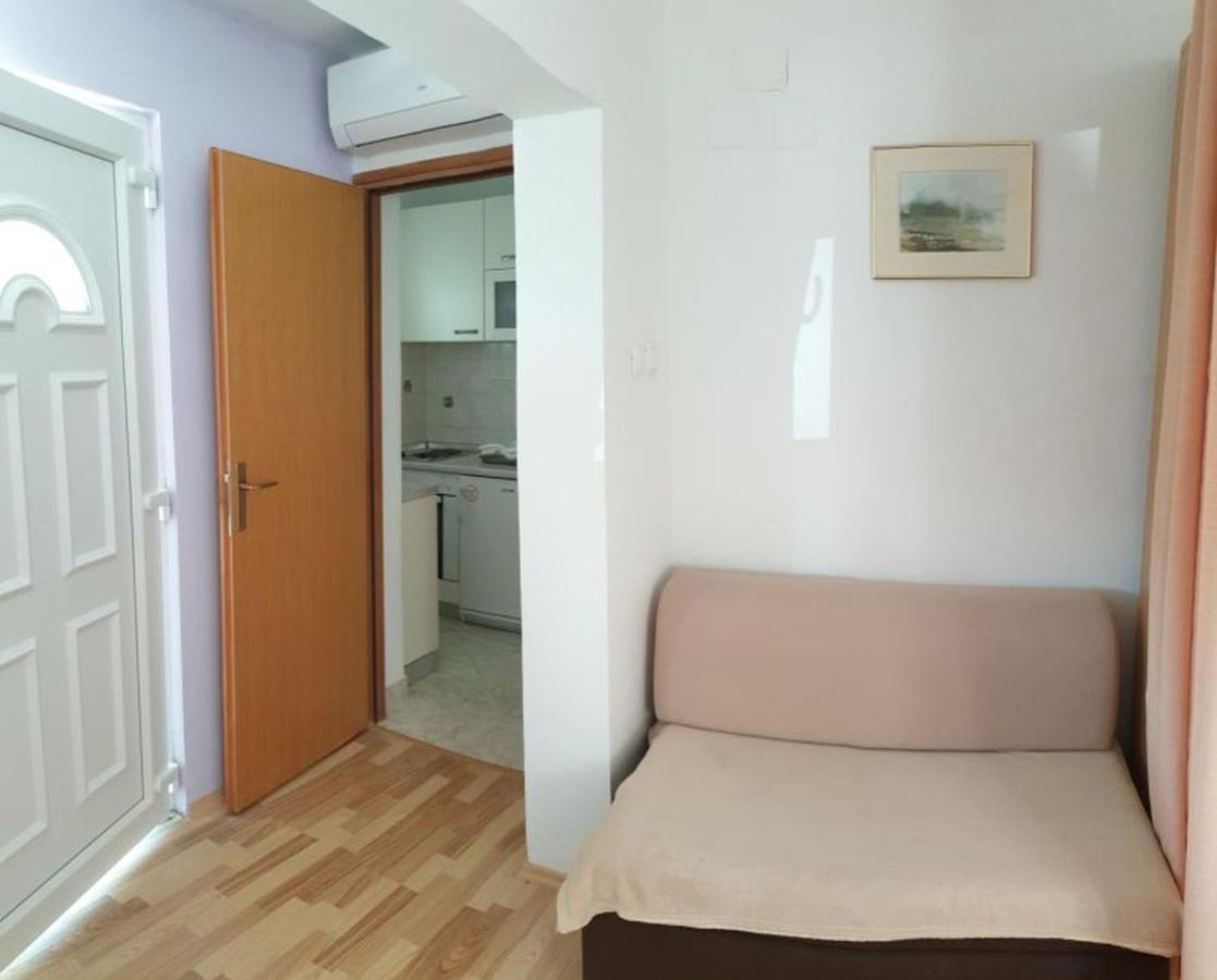 Apartments Andelic Sveti Filip i Jakov Bagian luar foto